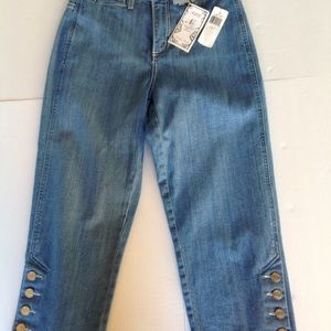 NYDJ DENIM CROP/CAPRI JEANS SIZE 4 NWT SUPER CUTE
